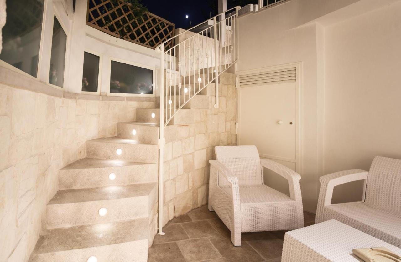 Trulli E Puglia Luxury Suite Alberobello Exterior foto