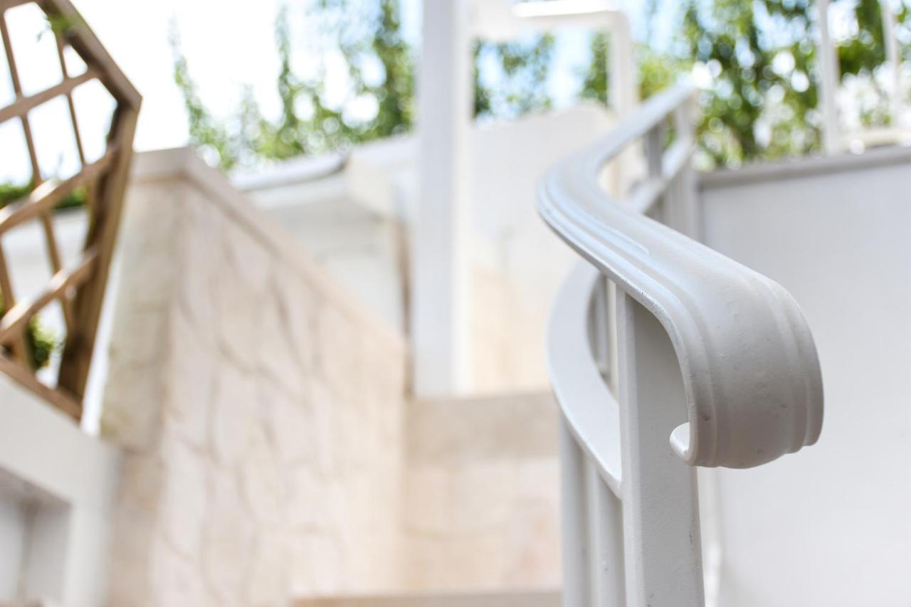 Trulli E Puglia Luxury Suite Alberobello Exterior foto